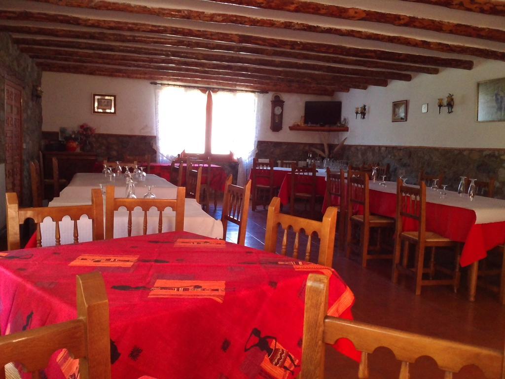 Saravillo Pension Pallaruelo מראה חיצוני תמונה