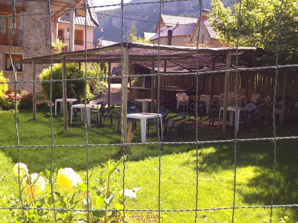 Saravillo Pension Pallaruelo מראה חיצוני תמונה